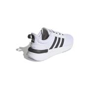 Lage Sneakers adidas Racer TR21