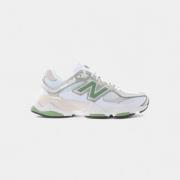 Lage Sneakers New Balance 9060 White Oregano