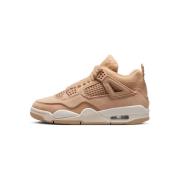 Hoge Sneakers Nike 4 Retro Cozy Girl