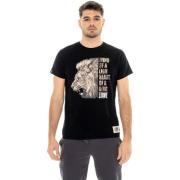 T-shirt Korte Mouw Leone 1947 Man T-Shirt Short Sleeves Graphics