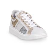 Stijlvolle witte sneakers voor vrouwen Nerogiardini , White , Dames