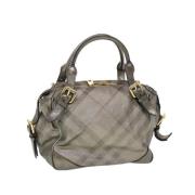 Pre-owned Leather shoulder-bags Burberry Vintage , Gray , Dames