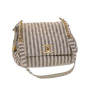 Pre-owned Canvas chanel-bags Chanel Vintage , Beige , Dames