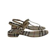 Pre-owned Canvas sandals Burberry Vintage , Brown , Dames