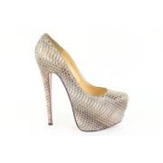 Pre-owned Pumps Christian Louboutin Pre-owned , Beige , Dames