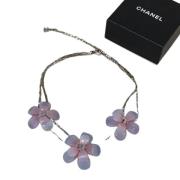 Pre-owned Metal necklaces Chanel Vintage , Purple , Dames