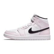 Mid Sneakers, Style ID: Bq6472-500 Jordan , Pink , Dames