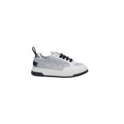 Witte en Zilveren Sneakers Moschino , Gray , Dames