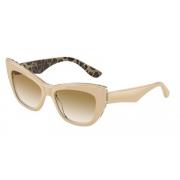 Stijlvolle zonnebril voor modieuze vrouwen Dolce & Gabbana , Beige , D...