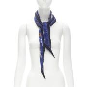 Pre-owned Silk scarves Hermès Vintage , Blue , Dames