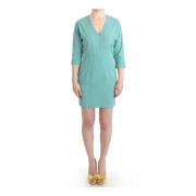 Groene jurk met V-hals en 3/4 mouwen Costume National , Green , Dames