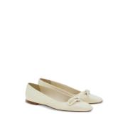 Witte platte schoenen voor vrouwen Salvatore Ferragamo , White , Dames