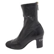 Pre-owned Canvas boots Chanel Vintage , Black , Dames