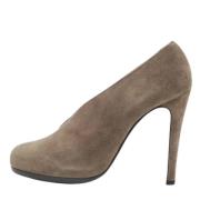 Pre-owned Suede heels Hermès Vintage , Brown , Dames
