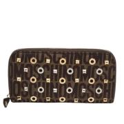 Pre-owned Canvas wallets Moschino Pre-Owned , Brown , Dames