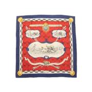 Pre-owned Silk scarves Hermès Vintage , Red , Dames