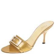 Pre-owned Fabric sandals Gucci Vintage , Yellow , Dames