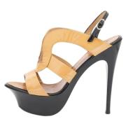Pre-owned Leather sandals Giuseppe Zanotti Pre-owned , Beige , Dames