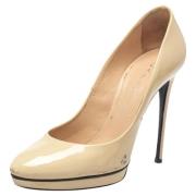 Pre-owned Leather heels Casadei Pre-owned , Beige , Dames