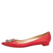 Pre-owned Satin flats Manolo Blahnik Pre-owned , Red , Dames