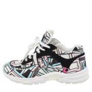 Pre-owned Satin sneakers Chanel Vintage , Multicolor , Dames