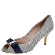 Pre-owned Canvas heels Salvatore Ferragamo Pre-owned , Blue , Dames