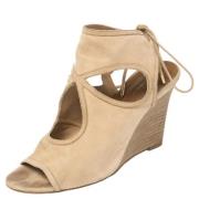 Pre-owned Suede sandals Aquazzura Pre-owned , Beige , Dames