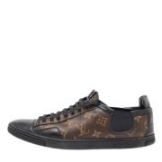 Pre-owned Coated canvas sneakers Louis Vuitton Vintage , Brown , Dames