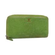 Pre-owned Leather wallets Chanel Vintage , Green , Dames