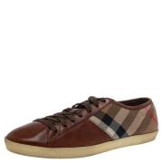 Pre-owned Canvas sneakers Burberry Vintage , Brown , Dames