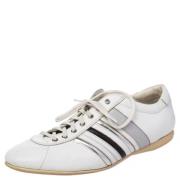 Pre-owned Leather sneakers Prada Vintage , White , Dames