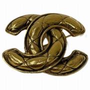 Pre-owned Metal brooches Chanel Vintage , Yellow , Dames