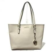 Pre-owned Leather shoulder-bags Michael Kors Pre-owned , White , Dames