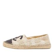 Pre-owned Fabric flats Chanel Vintage , Beige , Dames