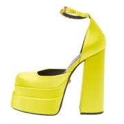 Pre-owned Satin heels Versace Pre-owned , Yellow , Dames