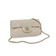 Pre-owned Leather shoulder-bags Chanel Vintage , Beige , Dames