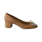 Pre-owned Leather heels Michael Kors Pre-owned , Beige , Dames