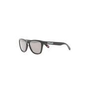 Stijlvolle zonnebril met grijze getinte lenzen Oakley , Black , Unisex