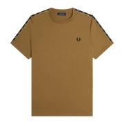 Authentieke Ringer Tee met Laurel Crown Mouwen Fred Perry , Brown , He...