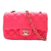 Pre-owned Leather shoulder-bags Chanel Vintage , Pink , Dames