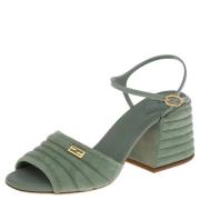 Pre-owned Suede sandals Fendi Vintage , Green , Dames