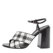 Pre-owned Fabric sandals Burberry Vintage , White , Dames