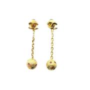 Pre-owned Metal earrings Chanel Vintage , Yellow , Dames