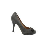 Pre-owned Suede heels Salvatore Ferragamo Pre-owned , Gray , Dames