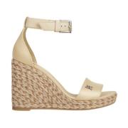 Beige Sleehak Sandaal voor Vrouwen Tommy Hilfiger , Beige , Dames