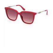 Amber Lens Vierkante Zonnebril met Stijl Guess , Red , Dames