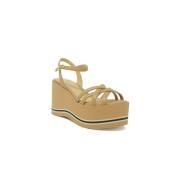 Bruin Leren Sleehak Sandalen Ss24 Paloma Barceló , Beige , Dames