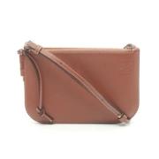 Pre-owned Leather pouches Loewe Pre-owned , Brown , Dames