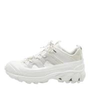 Pre-owned Fabric sneakers Burberry Vintage , White , Heren