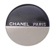 Pre-owned Plastic brooches Chanel Vintage , Black , Dames